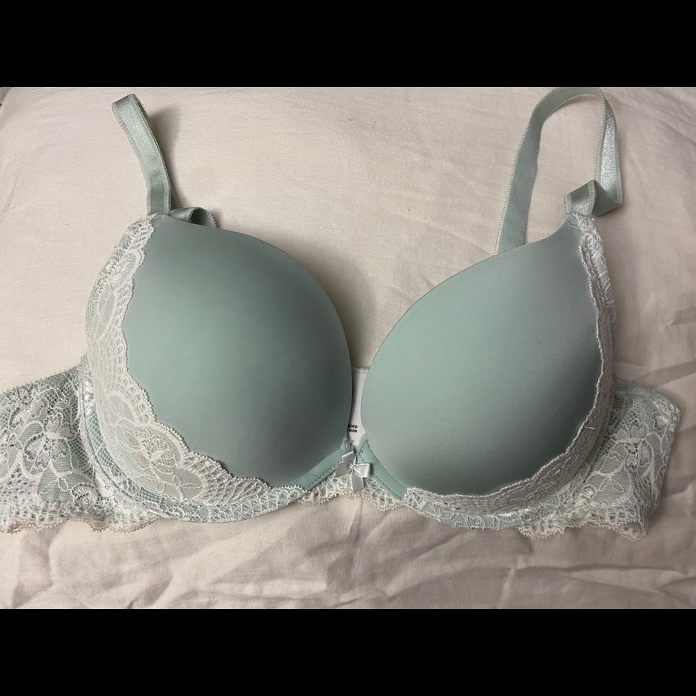 Torrid smooth push-Up plunge bra